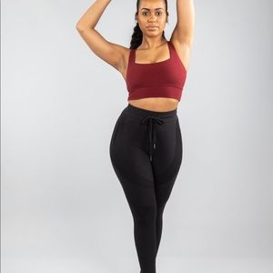 NWT BuffBunny Wanderlust Joggers Onyx